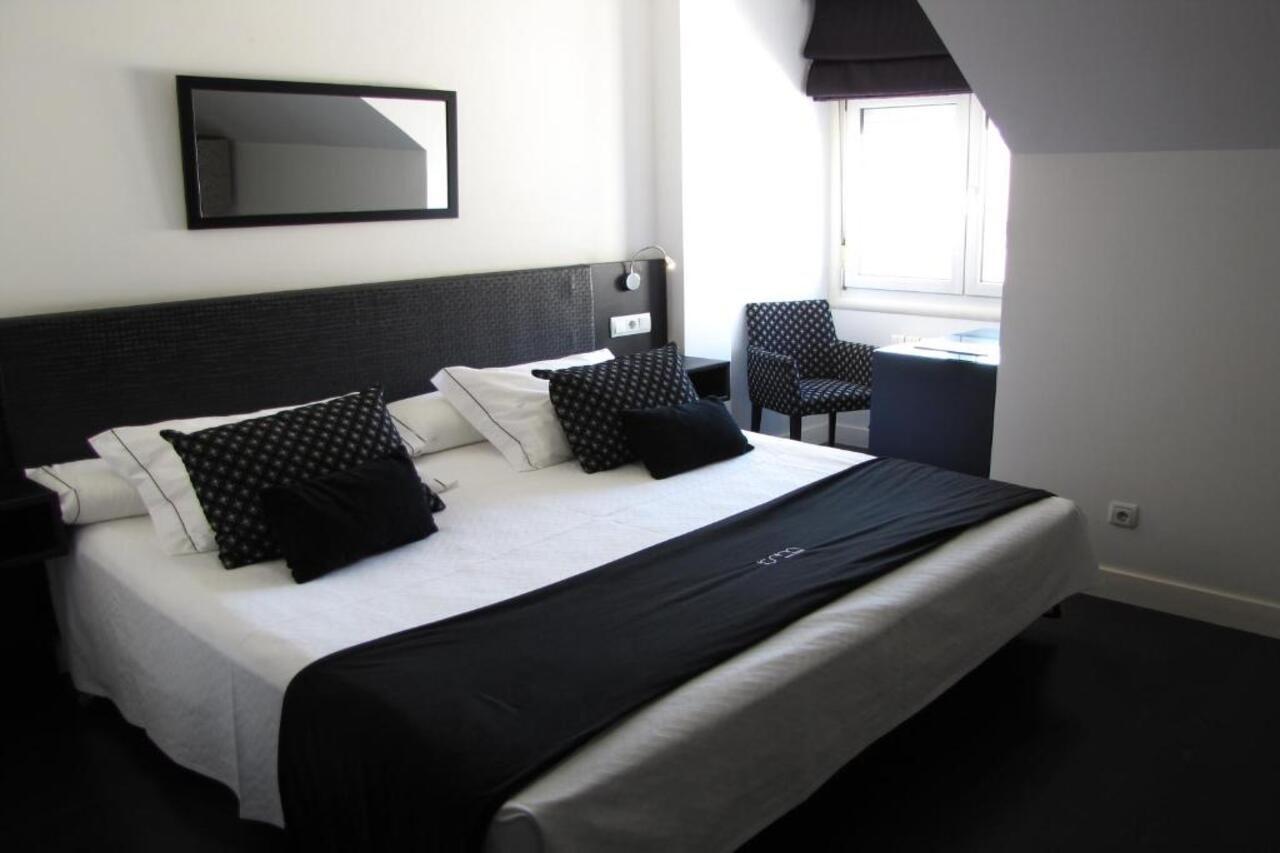 Hotel Room Понтеведра Екстер'єр фото